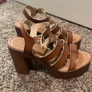 4 1/2 inch Brown heels